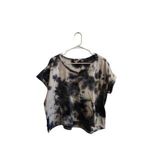 Jody Women's XL White With Blue Tie Dye Short‎ Sleeve Crop Top